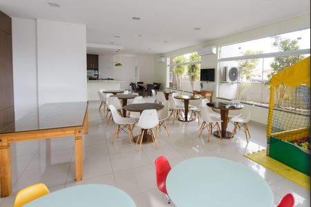 Apartamento para alugar com 82m², 3 quartos e 2 vagas Apartamento para alugar com 82m², 3 quartos e 2 vagasÁrea comum - Salão de festas infantil
