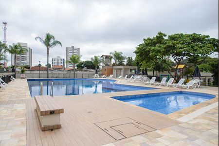 Apartamento para alugar com 82m², 3 quartos e 2 vagas Apartamento para alugar com 82m², 3 quartos e 2 vagasÁrea comum - Piscina