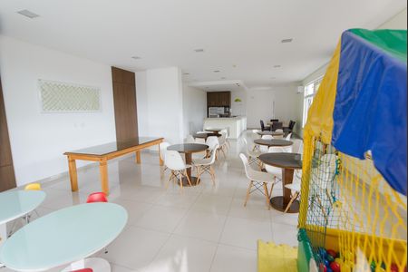 Apartamento para alugar com 82m², 3 quartos e 2 vagas Apartamento para alugar com 82m², 3 quartos e 2 vagasÁrea comum - Salão de festas infantil