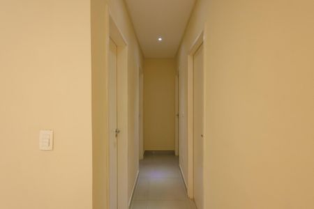 Apartamento para alugar com 82m², 3 quartos e 2 vagas Apartamento para alugar com 82m², 3 quartos e 2 vagasCorredor