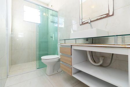 Apartamento para alugar com 77m², 2 quartos e 1 vaga Apartamento para alugar com 77m², 2 quartos e 1 vagaBanheiro da Suíte