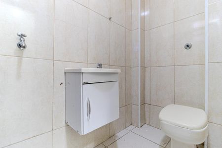 Banheiro de kitnet/studio para alugar com 1 quarto, 38m² em Centro Histórico de São Paulo, São Paulo
