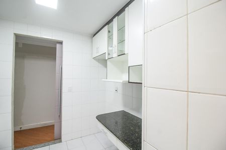 Apartamento à venda com 67m², 2 quartos e 1 vagaCozinha