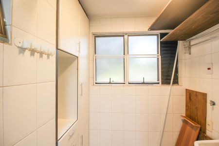 Apartamento à venda com 67m², 2 quartos e 1 vagaÁrea de Serviço
