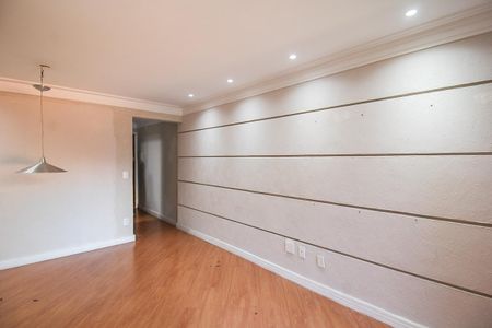 Apartamento à venda com 67m², 2 quartos e 1 vagaSala