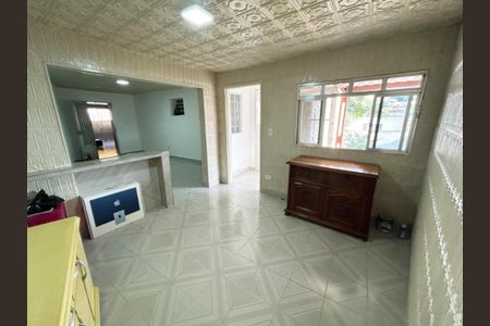 Foto 01 de casa à venda com 3 quartos, 220m² em Jardim Ana Maria, São Paulo