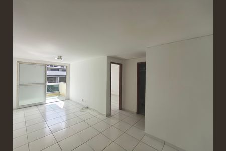 Apartamento à venda com 60m², 2 quartos e 1 vaga