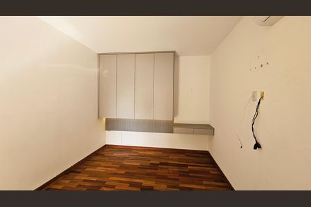 Apartamento à venda com 158m², 3 quartos e 3 vagas