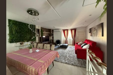 Foto 01 de casa à venda com 3 quartos, 148m² em Jardim Monte Kemel, São Paulo
