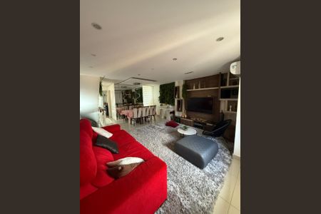 Foto 02 de casa à venda com 3 quartos, 148m² em Jardim Monte Kemel, São Paulo
