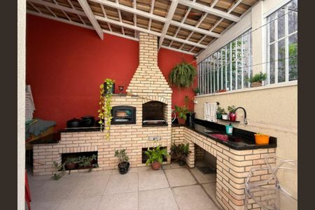 Foto 18 de casa à venda com 3 quartos, 148m² em Jardim Monte Kemel, São Paulo