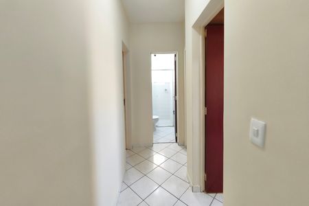 Apartamento à venda com 74m², 3 quartos e 1 vaga Apartamento à venda com 74m², 3 quartos e 1 vagaCorredor - Quartos