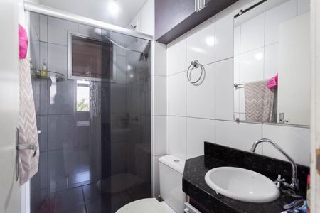 Apartamento à venda com 52m², 2 quartos e 1 vaga Apartamento à venda com 52m², 2 quartos e 1 vagaBanheiro social