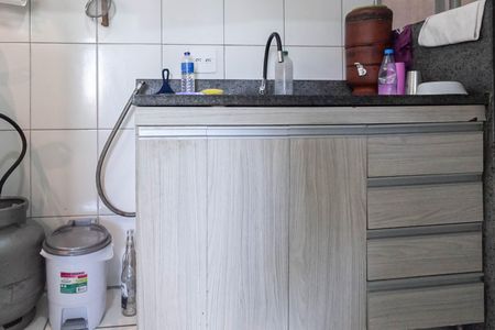 Apartamento à venda com 52m², 2 quartos e 1 vaga Apartamento à venda com 52m², 2 quartos e 1 vagaCozinha e Área de Serviço