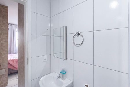 Apartamento à venda com 52m², 2 quartos e 1 vaga Apartamento à venda com 52m², 2 quartos e 1 vagaBanheiro da suíte
