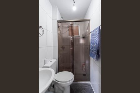 Apartamento à venda com 52m², 2 quartos e 1 vaga Apartamento à venda com 52m², 2 quartos e 1 vagaBanheiro da suíte