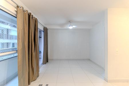 Studio para alugar com 30m², 1 quarto e sem vaga Studio para alugar com 30m², 1 quarto e sem vagaStudio