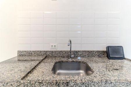 Studio para alugar com 30m², 1 quarto e sem vaga Studio para alugar com 30m², 1 quarto e sem vagaCozinha