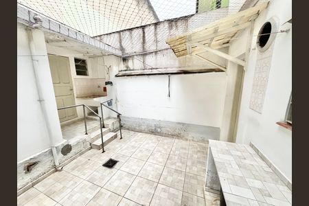 Casa à venda com 106m², 3 quartos e 1 vaga Casa à venda com 106m², 3 quartos e 1 vagaQuintal