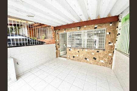 Casa à venda com 106m², 3 quartos e 1 vaga Casa à venda com 106m², 3 quartos e 1 vagaGaragem
