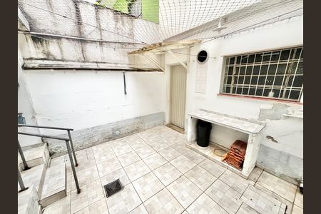 Casa à venda com 106m², 3 quartos e 1 vaga Casa à venda com 106m², 3 quartos e 1 vagaQuintal