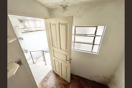 Casa à venda com 106m², 3 quartos e 1 vaga Casa à venda com 106m², 3 quartos e 1 vagaQuarto de Serviço