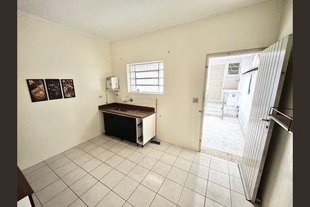 Casa à venda com 106m², 3 quartos e 1 vaga Casa à venda com 106m², 3 quartos e 1 vagaCozinha