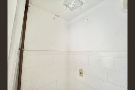 Casa à venda com 106m², 3 quartos e 1 vaga Casa à venda com 106m², 3 quartos e 1 vagaBanheiro de serviço
