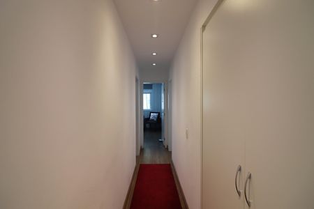 Apartamento à venda com 133m², 3 quartos e 2 vagasCorredor 
