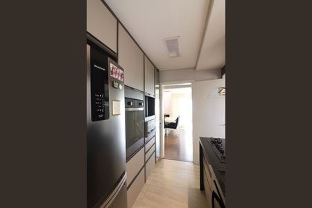 Apartamento à venda com 133m², 3 quartos e 2 vagasCozinha 