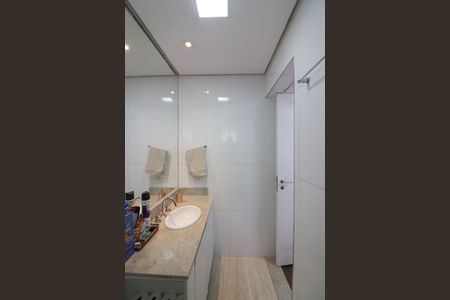 Apartamento à venda com 133m², 3 quartos e 2 vagasQuarto 2 - Suíte Banheiro 