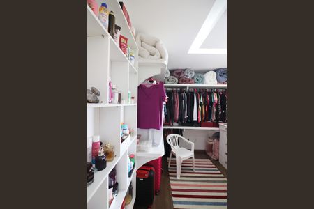 Apartamento à venda com 133m², 3 quartos e 2 vagasQuarto 1 - Suíte Closet