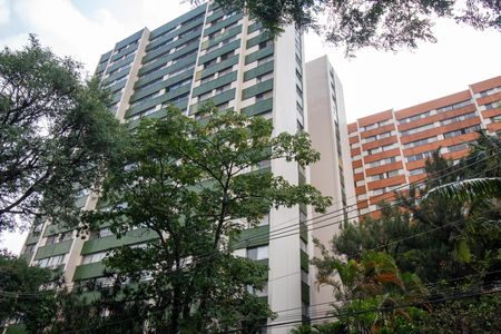 Apartamento para alugar com 156m², 4 quartos e 1 vaga Apartamento para alugar com 156m², 4 quartos e 1 vagaFachada do Prédio