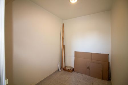 Apartamento para alugar com 156m², 4 quartos e 1 vaga Apartamento para alugar com 156m², 4 quartos e 1 vagaDispensa / Quarto de Serviço