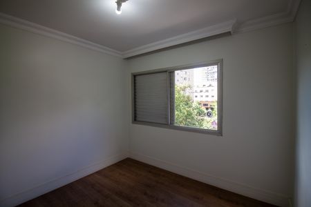 Apartamento para alugar com 156m², 4 quartos e 1 vaga Apartamento para alugar com 156m², 4 quartos e 1 vagaQuarto 2