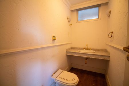 Apartamento para alugar com 156m², 4 quartos e 1 vaga Apartamento para alugar com 156m², 4 quartos e 1 vagaLavabo