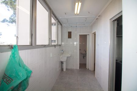 Apartamento para alugar com 156m², 4 quartos e 1 vaga Apartamento para alugar com 156m², 4 quartos e 1 vagaÁrea de Serviço