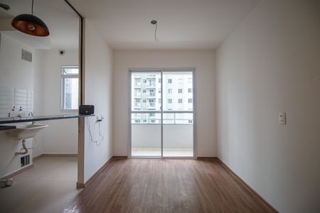 Sala de apartamento para alugar com 2 quartos, 50m² em Santo Cristo, Rio de Janeiro