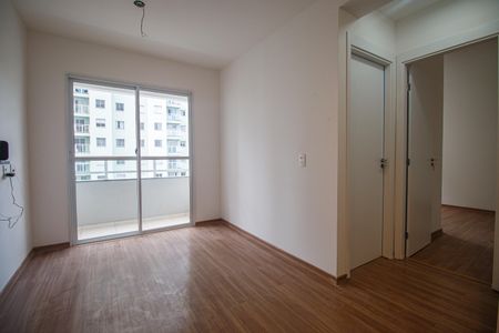 Sala de apartamento para alugar com 2 quartos, 50m² em Santo Cristo, Rio de Janeiro