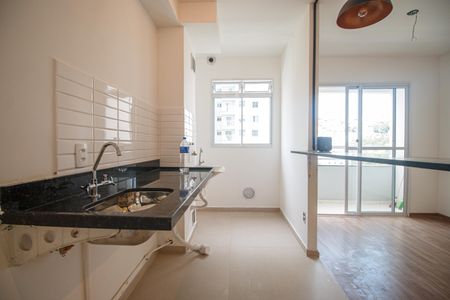 Apartamento para alugar com 50m², 2 quartos e 1 vaga Apartamento para alugar com 50m², 2 quartos e 1 vagaCozinha e Área de Serviço