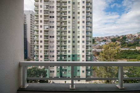 Apartamento para alugar com 50m², 2 quartos e 1 vaga Apartamento para alugar com 50m², 2 quartos e 1 vagaSala Varanda