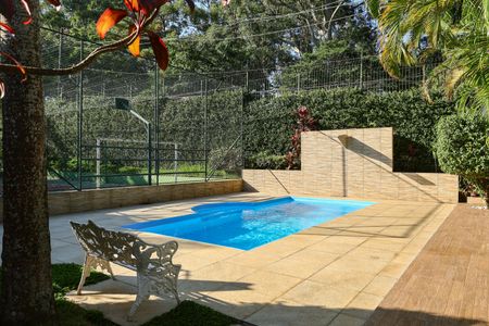 Casa de condomínio à venda com 156m², 3 quartos e 3 vagas Casa de condomínio à venda com 156m², 3 quartos e 3 vagasÁrea comum - Piscina
