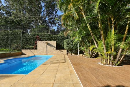Casa de condomínio à venda com 156m², 3 quartos e 3 vagas Casa de condomínio à venda com 156m², 3 quartos e 3 vagasÁrea comum - Piscina