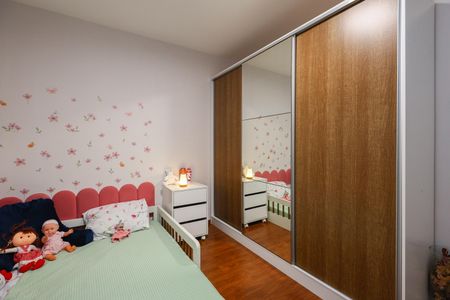 Casa de condomínio à venda com 156m², 3 quartos e 3 vagas Casa de condomínio à venda com 156m², 3 quartos e 3 vagasQuarto