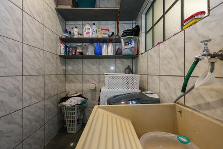 Casa de condomínio à venda com 156m², 3 quartos e 3 vagas Casa de condomínio à venda com 156m², 3 quartos e 3 vagasÁrea de Serviço