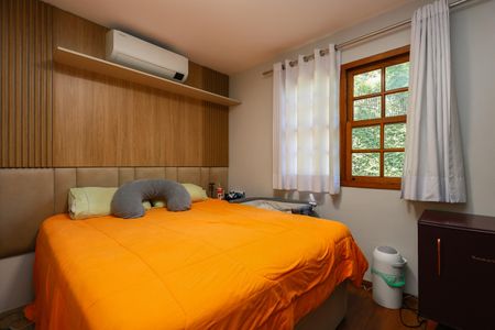 Casa de condomínio à venda com 156m², 3 quartos e 3 vagas Casa de condomínio à venda com 156m², 3 quartos e 3 vagasSuíte