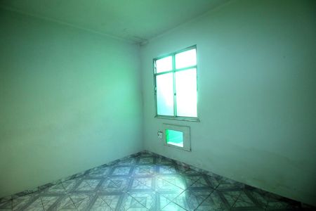 Quarto de casa para alugar com 1 quarto, 48m² em Parada de Lucas, Rio de Janeiro