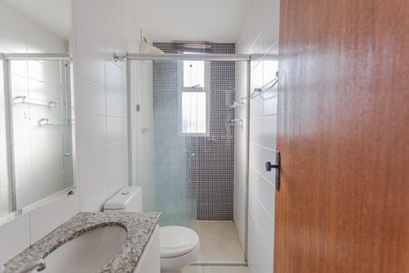 Apartamento para alugar com 75m², 3 quartos e 1 vaga Apartamento para alugar com 75m², 3 quartos e 1 vagaBanheiro da Suíte