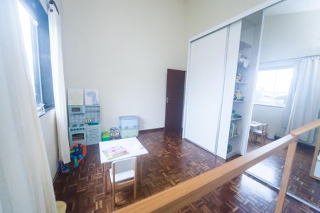 Casa de condomínio à venda com 540m², 4 quartos e 5 vagassuite 2