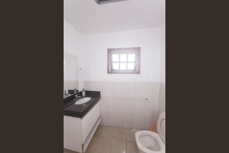 Casa de condomínio à venda com 540m², 4 quartos e 5 vagasBanheiro suite 4 - hospedes 